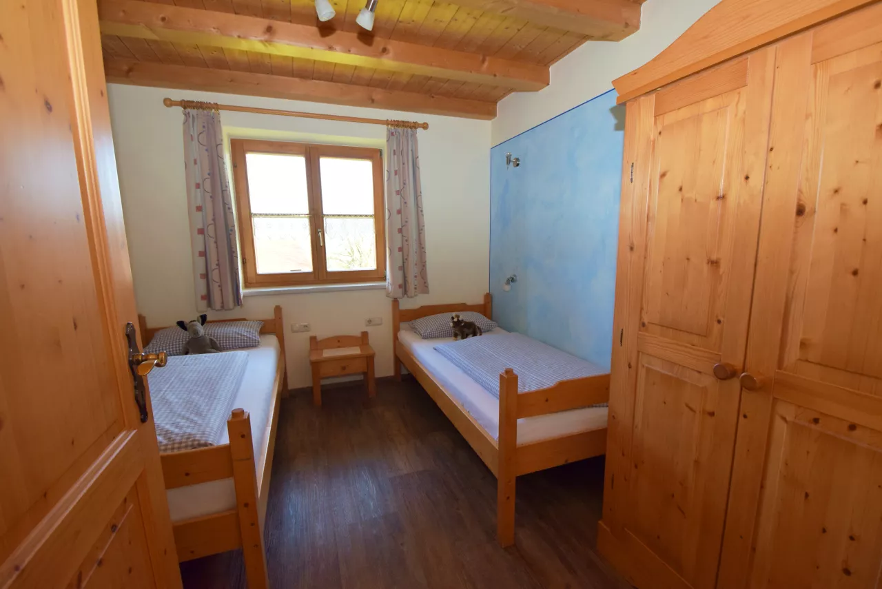 2. Schlafzimmer Ferienwohnung Aggenstein